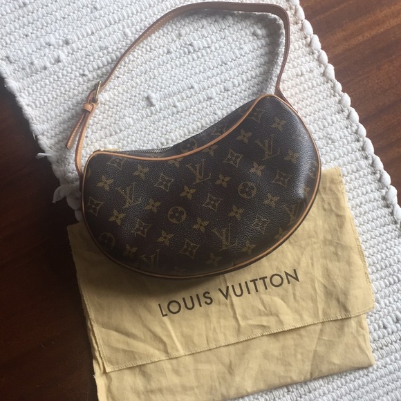 Louis Vuitton Handbags - Authentic Louis Vuitton Croissant PM
